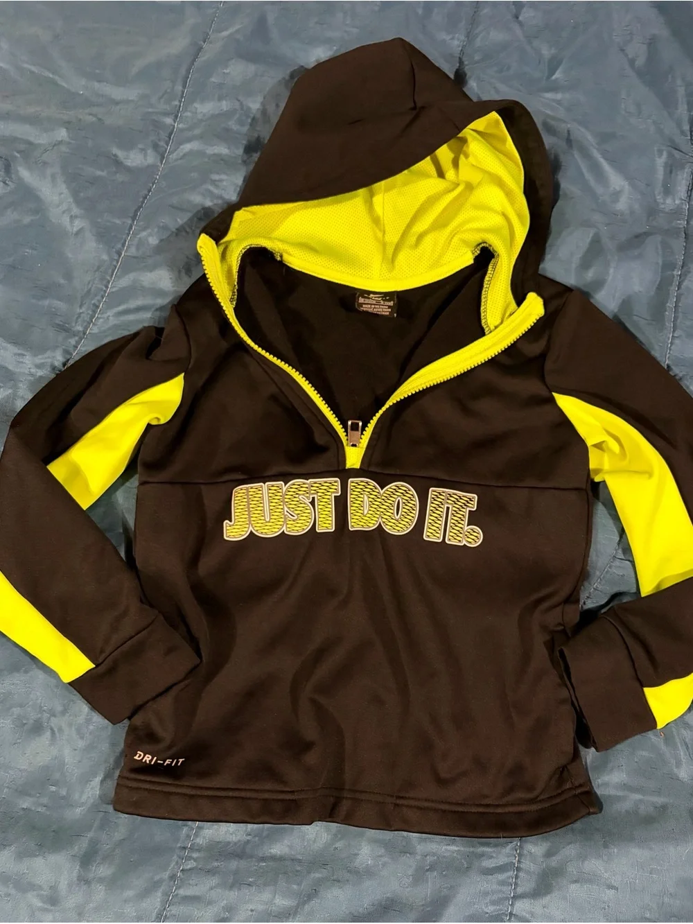 Nike Black & fluorescent Yellow Kids' Dri-FIT Half-Zip Hoodie - Just Do It